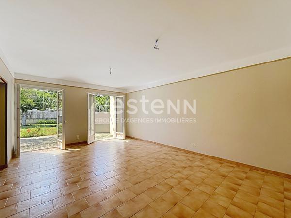 Maison de plain-pied avec appartement indépendant, à 5 minutes à pied du centre de Saint-Rémy-de-Provence