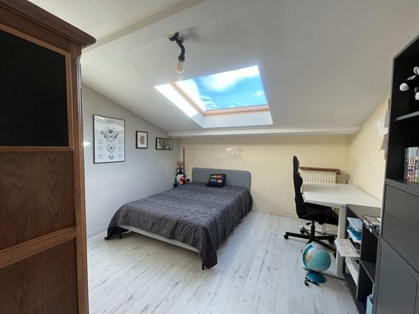 Appartement Saint Etienne 5 pièces en duplex de 104 m2 en dernier étage + garage