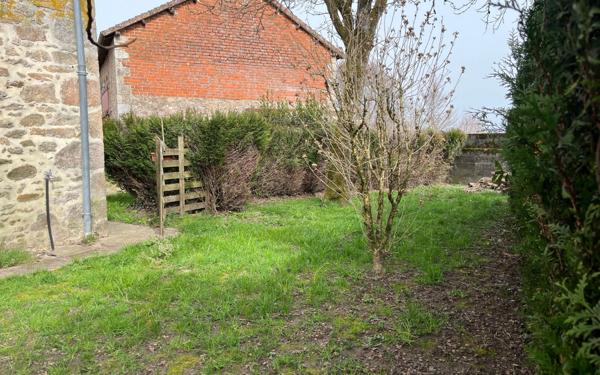 Maison à louer    7 pièces • 188 m2 Flavignac