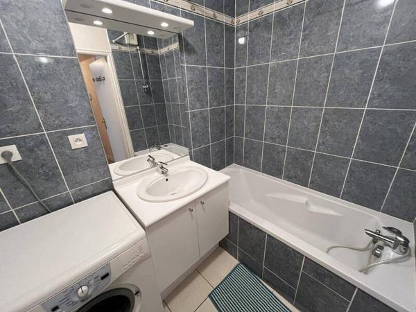 Appartement 2 pièces                                        - 44000 Nantes - VIARME Réf : 12133
