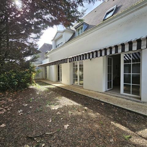 Toulouse, bas Côte Pavée, Villa 190M2