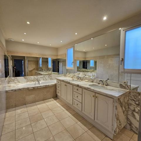 Toulouse, bas Côte Pavée, Villa 190M2