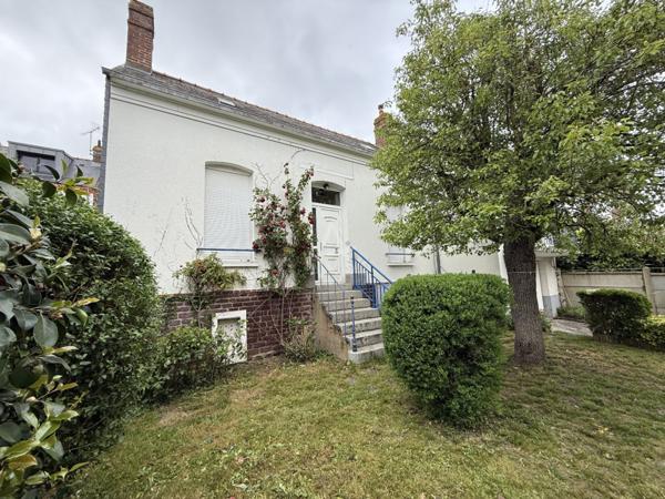 Maison familiale de caractère 68 m2   + 65 m2 annexes,à réinventer, bd Sévigné-bd Metz à Rennes