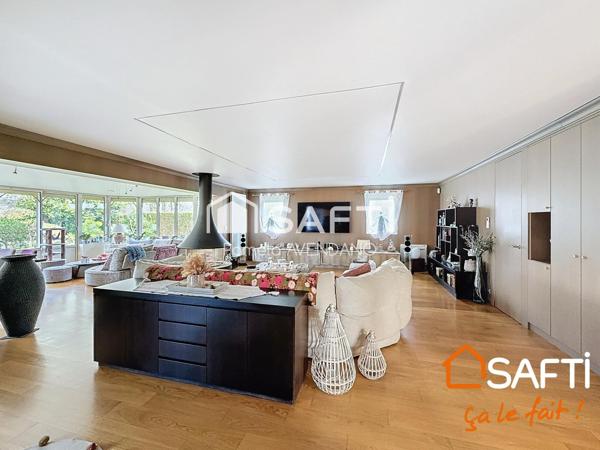 Dans un environement verdoyant et calme pavillon plain pied 171m²