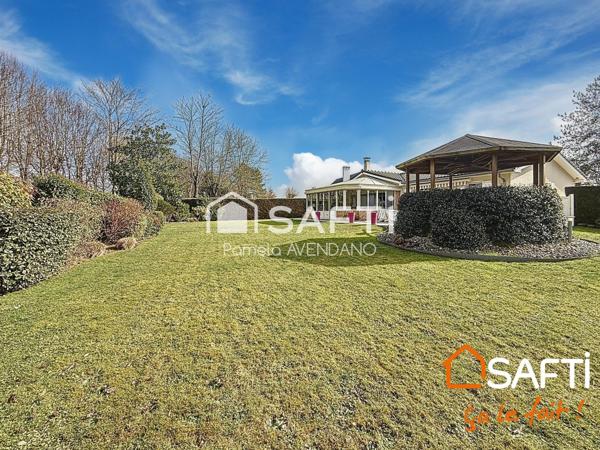 Dans un environement verdoyant et calme pavillon plain pied 171m²