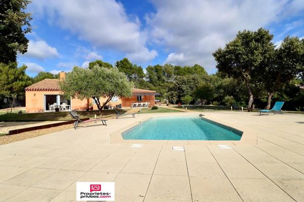 Maison Le Beausset 6 pièce(s) 137 m2 avec garage et Piscine