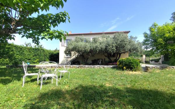 Maison à vendre    4 pièces •  Pernes-les-Fontaines