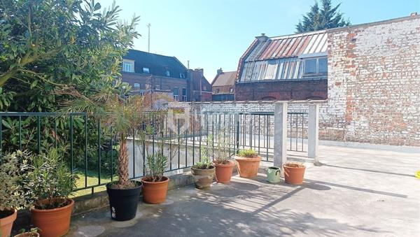 Charmante maison bel-etage avec jardin