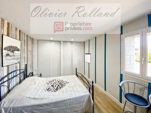 Magnifique longère rénovée avec goût au coeur d'un superbe parc