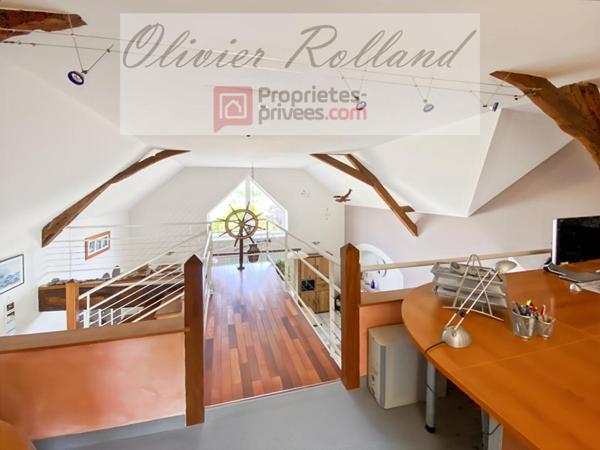 Magnifique longère rénovée avec goût au coeur d'un superbe parc