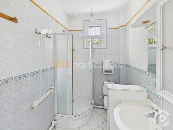 Vente
                Appartement49,39 m² - 2 Pièces -
                    CLAMART (92140)