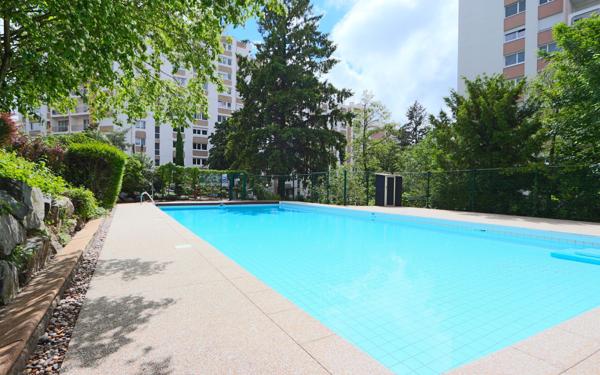 Appartement à vendre    5 pièces • 115 m2 Tassin-la-Demi-Lune