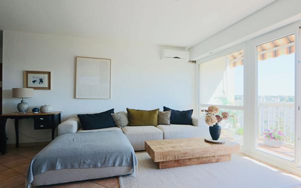 Appartement à vendre    5 pièces • 115 m2 Tassin-la-Demi-Lune