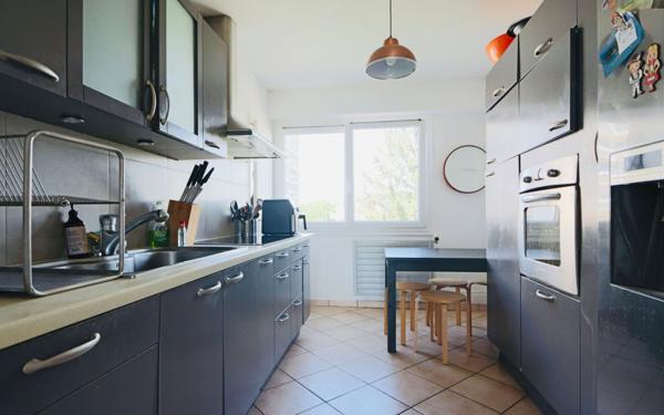 Appartement à vendre    5 pièces • 115 m2 Tassin-la-Demi-Lune