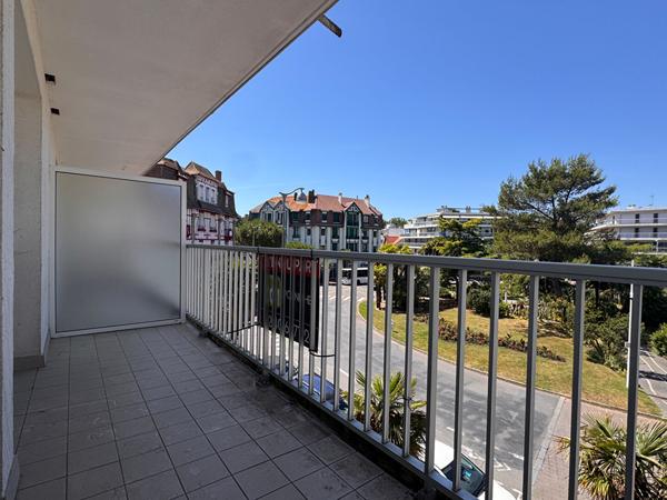 La Baule Les pins / Lajarrige