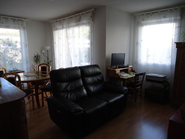 Appartement Les Sables D Olonne 2 pièce(s) 45 m2 A LOUER EN VIDE A L ANNEE