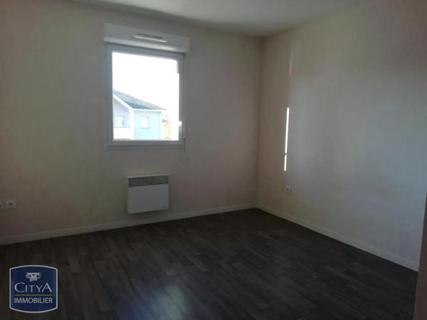 Appartement à louer 3 pièces 59.25m² Mazingarbe (62670)