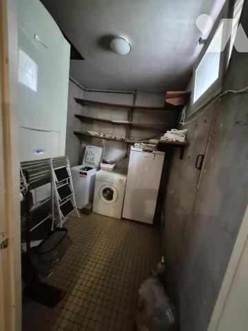 LE HAMEAU DES GREZILLIERES MAISON VASTE TERRAIN ARBORE