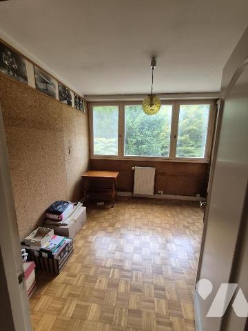 LE HAMEAU DES GREZILLIERES MAISON VASTE TERRAIN ARBORE