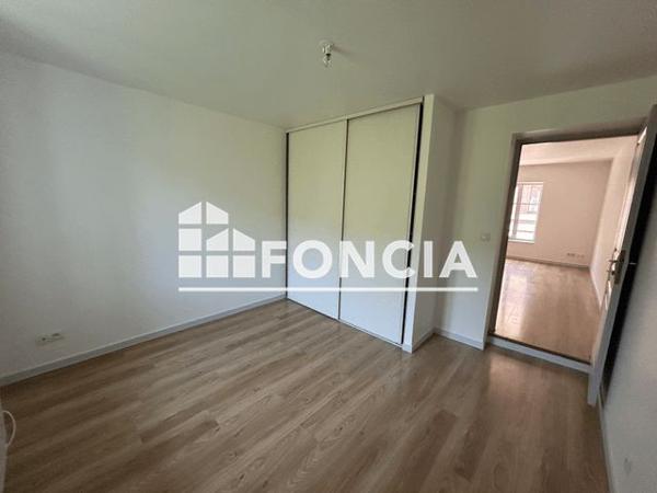 Location Appartement 4 pièces 72.9 m² - 94 RUE DU COMMERCE Saint Germain De Joux 01130