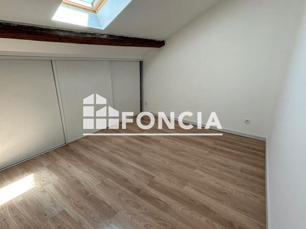 Location Appartement 4 pièces 72.9 m² - 94 RUE DU COMMERCE Saint Germain De Joux 01130