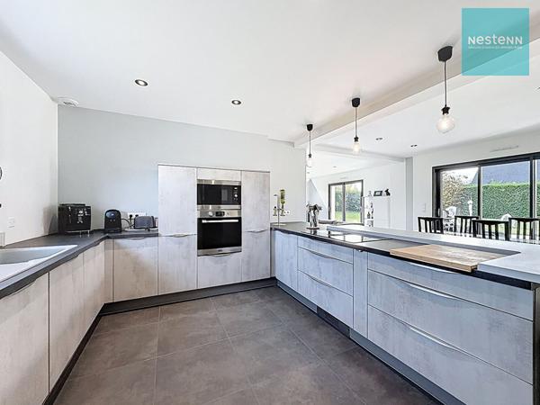 Amboise, maison contemporaine, 155m² hab sur 2000m² de terrain