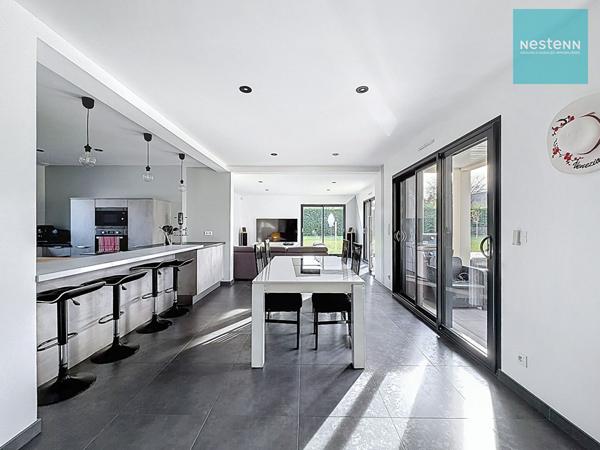 Amboise, maison contemporaine, 155m² hab sur 2000m² de terrain