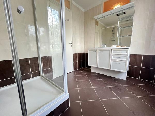 Maison 5 pièces 4 chambres, plain-pied 135 m2