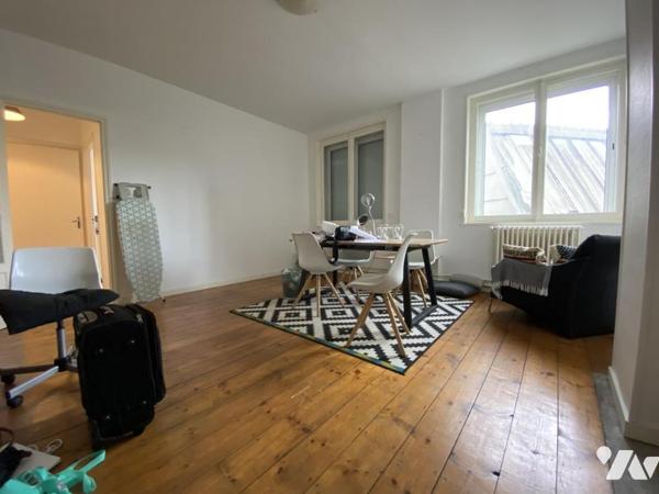 A VENDRE APPARTEMENT T3 CAVE ET PARKING RUE DES POSTES LILLE 