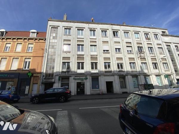 A VENDRE APPARTEMENT T3 CAVE ET PARKING RUE DES POSTES LILLE 