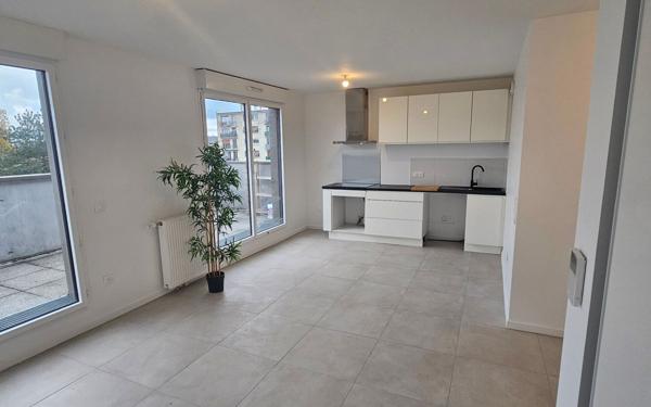 Appartement à louer    1 pièce • 33 m2 Épinay-sur-Seine