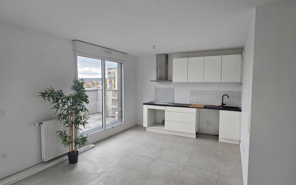 Appartement à louer    1 pièce • 33 m2 Épinay-sur-Seine