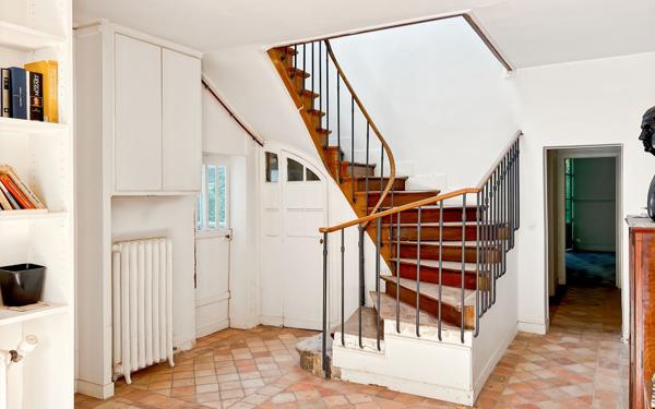 Maison à vendre    6 pièces •  Versailles