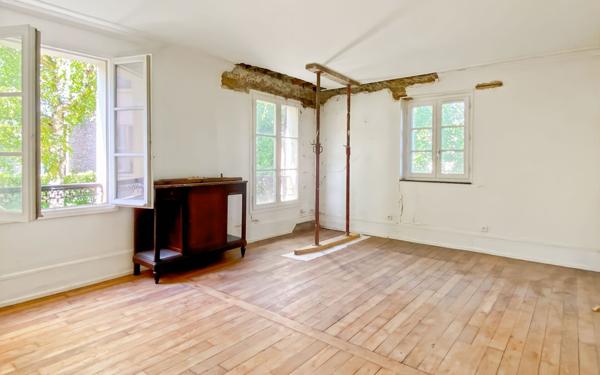 Maison à vendre    6 pièces •  Versailles