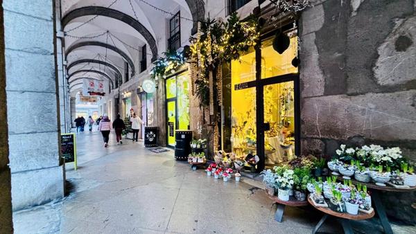 Vente Murs et Fonds de commerce, Emplacement rare Chambéry 73000