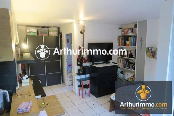 Location                                                      Appartement
                        
                     1 pièces                      30 m2                     à Moissy-Cramayel
