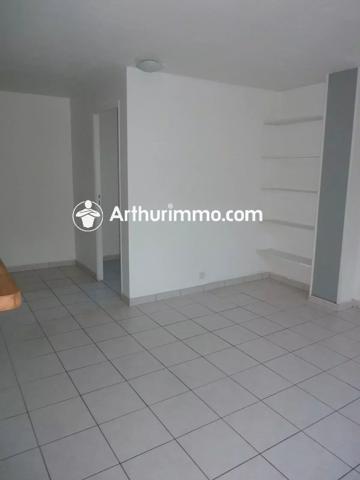 Location                                                      Appartement
                        
                     1 pièces                      30 m2                     à Moissy-Cramayel