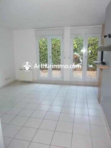Location                                                      Appartement
                        
                     1 pièces                      30 m2                     à Moissy-Cramayel