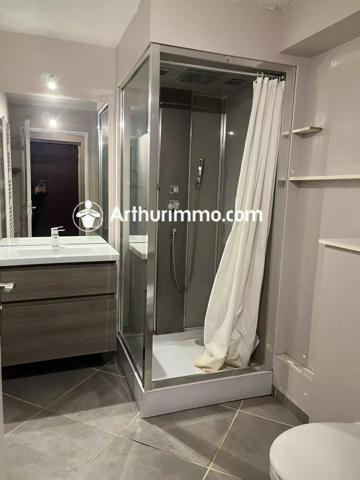 Location                                                      Appartement
                        
                     1 pièces                      30 m2                     à Moissy-Cramayel