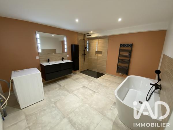 Maison à vendre 4 pièces 166 m² Les Herbiers