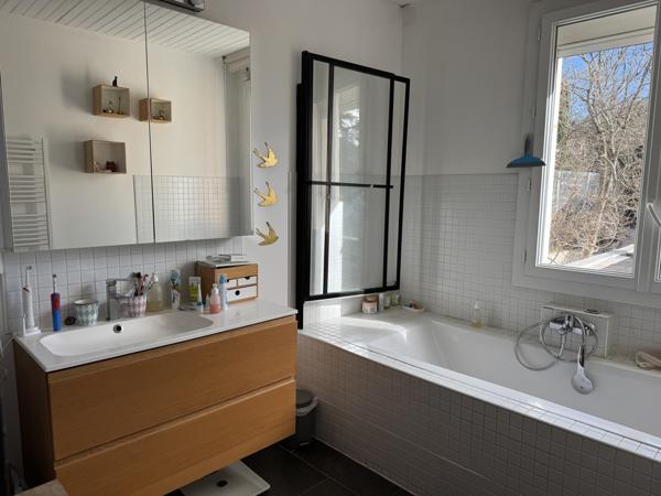 Villeneuve-lès-Avignon (30400) Maison des années 50