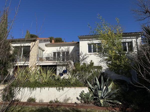 Villeneuve-lès-Avignon (30400) Maison des années 50