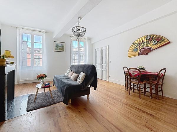Bel appartement 3 pièces de 68 m² Montauban Faubourg du Moustier