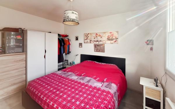 Maison à vendre    5 pièces • 89,30 m2 Saint-Donat-sur-l'Herbasse