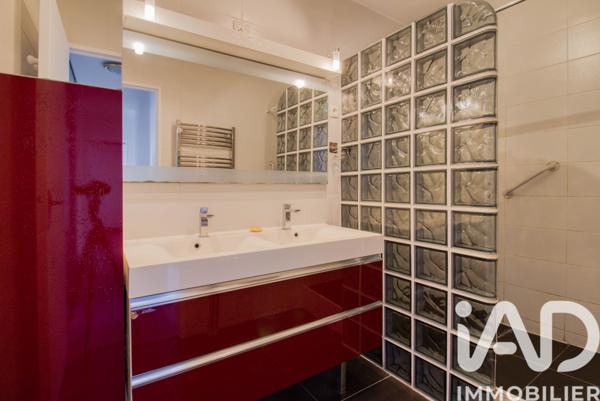 Appartement à vendre 4 pièces 84 m² Courbevoie