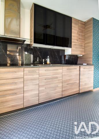 Appartement à vendre 4 pièces 84 m² Courbevoie