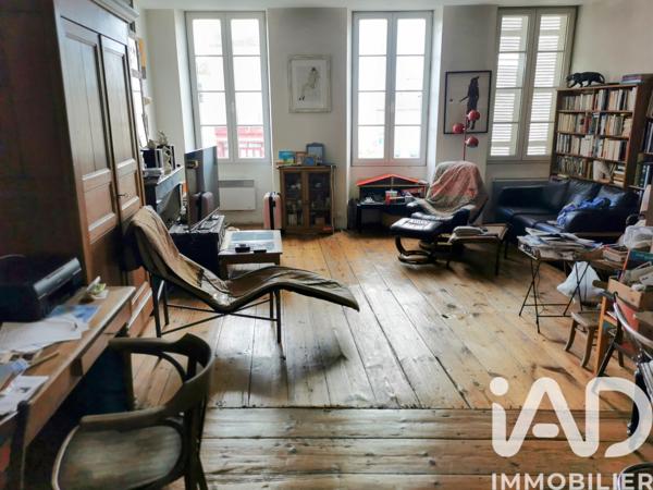 Maison à vendre 11 pièces 287 m² Saint-Jean-d'Angély