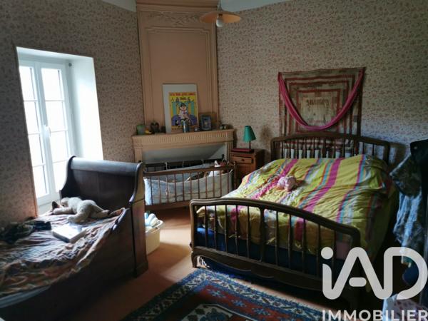 Maison à vendre 11 pièces 287 m² Saint-Jean-d'Angély