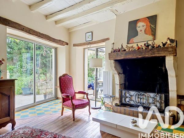 Maison à vendre 11 pièces 287 m² Saint-Jean-d'Angély