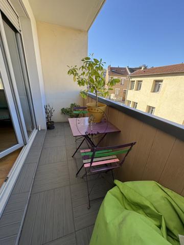 Oullins centre - Lumineux T3 avec balcon et garage Détails des diagnostics énergétiques